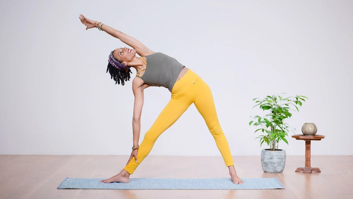 Yoga poses for core strength - YogaEasy