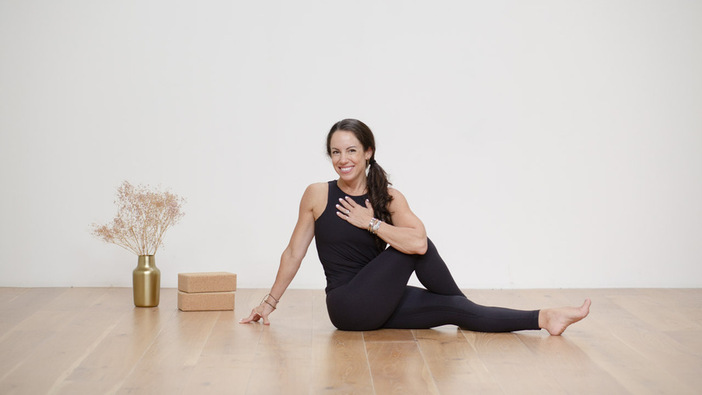 Why Yoga Makes You Feel Better (According to Science)